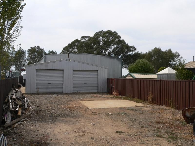 31 Lowens Lane, Benalla VIC 3672