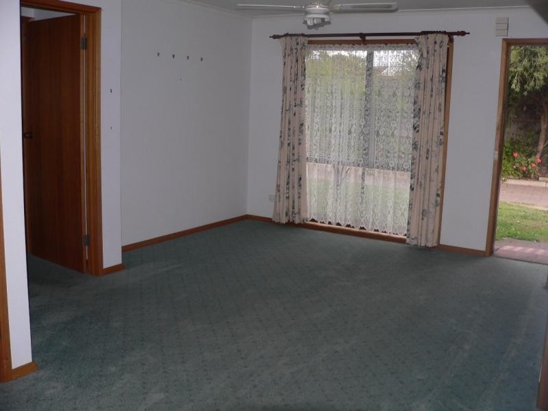 Unit 2/23 Goomalibee Street, Benalla VIC 3672