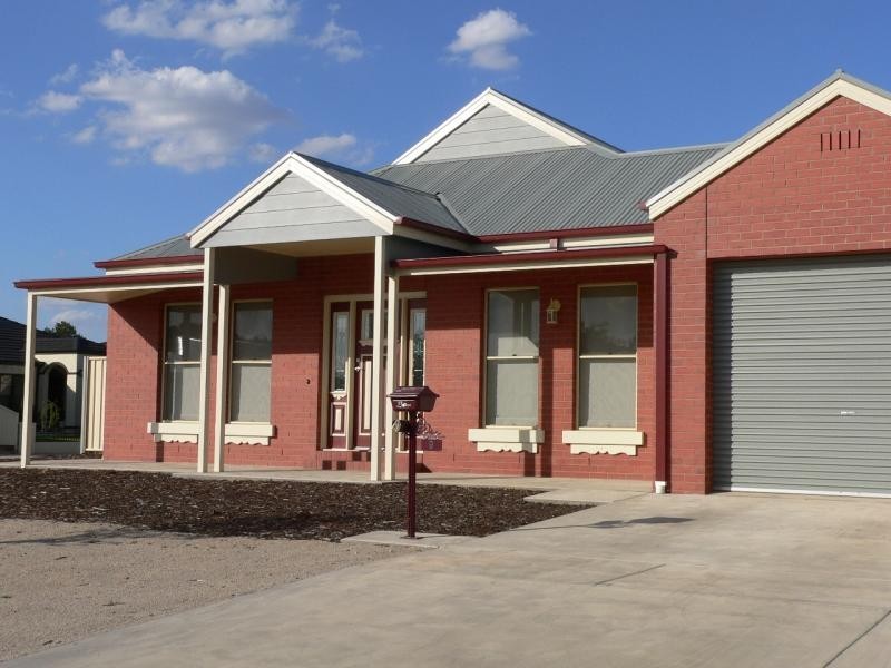 9 Wattletree Grove, Benalla VIC 3672