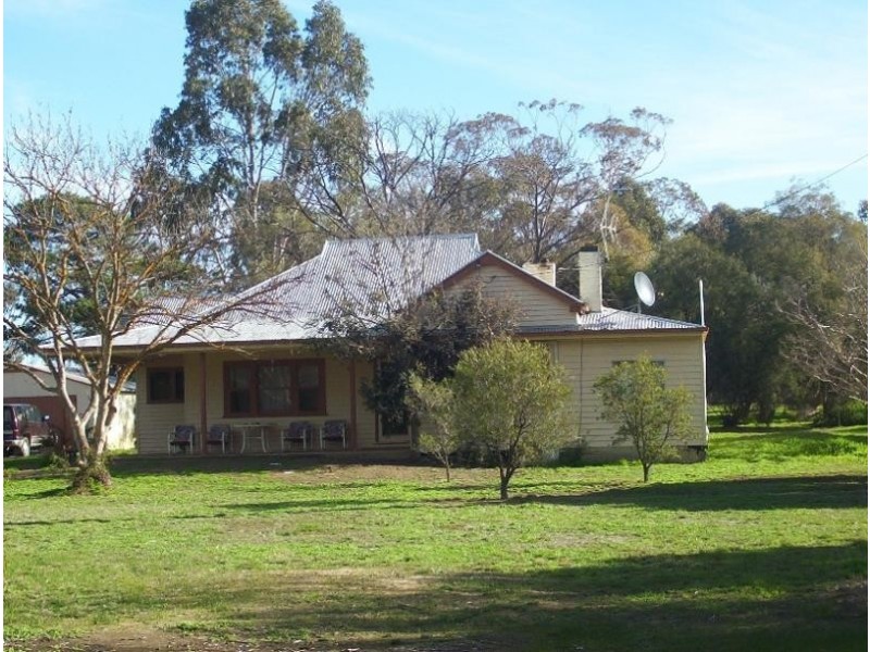 1041 Tarnook Road, Goomalibee VIC 3673
