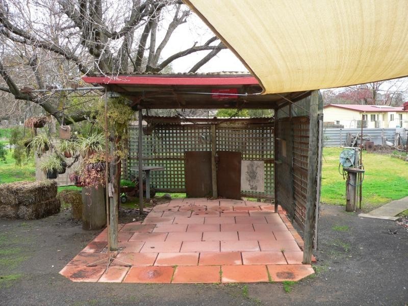 3 Tulip Street, Violet Town VIC 3669