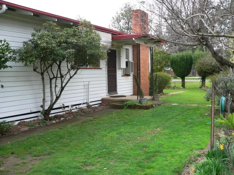 3 Tulip Street, Violet Town VIC 3669