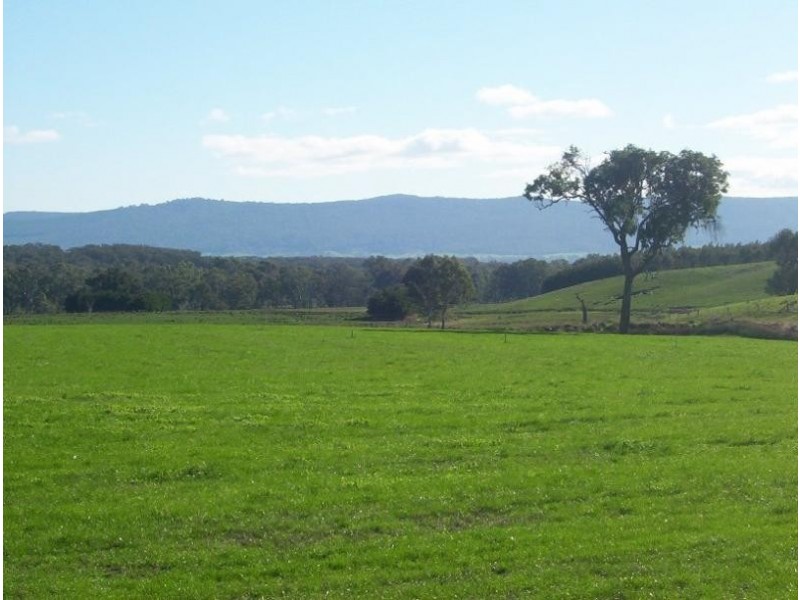 2596 Samaria Road, Samaria VIC 3673