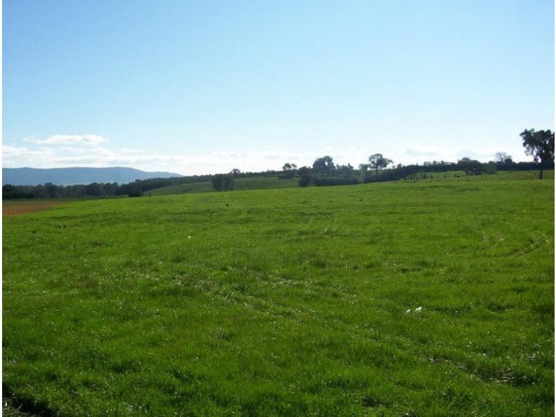 2596 Samaria Road, Samaria VIC 3673