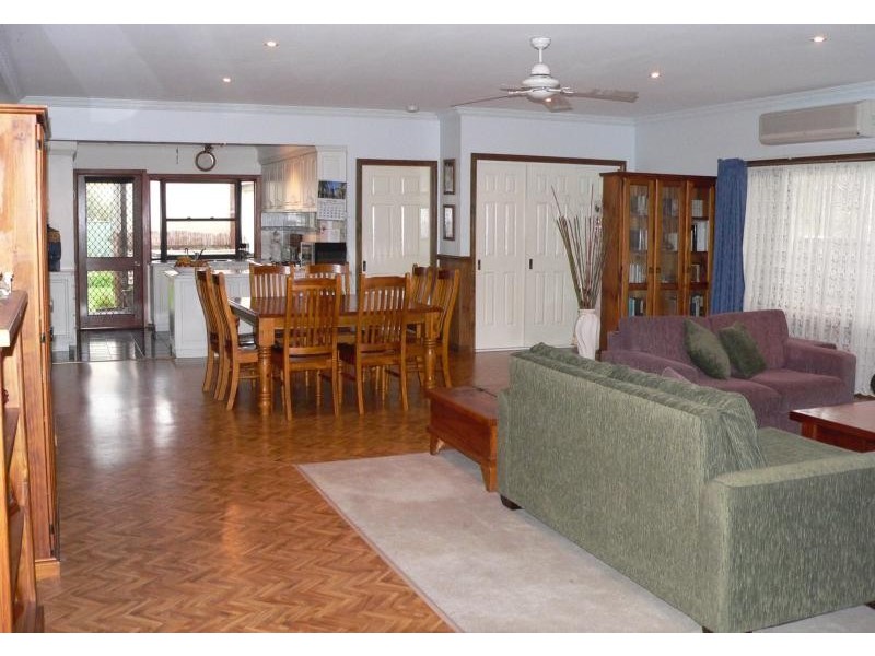 37 Clarke Street, Benalla VIC 3672