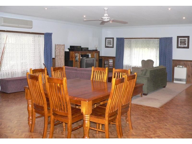 37 Clarke Street, Benalla VIC 3672