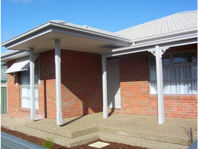 12 Sharpe Street, Benalla VIC 3672