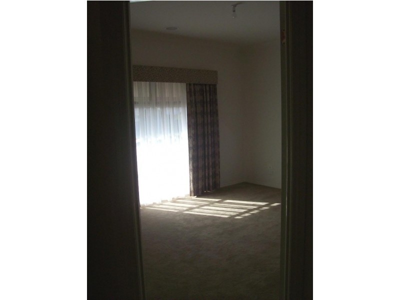 12 Sharpe Street, Benalla VIC 3672