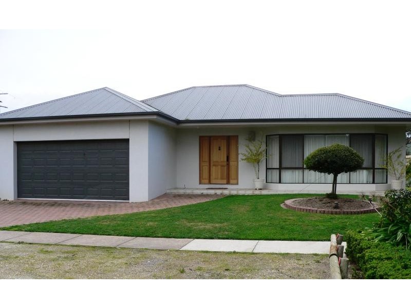 3 Stacey Street, Benalla VIC 3672