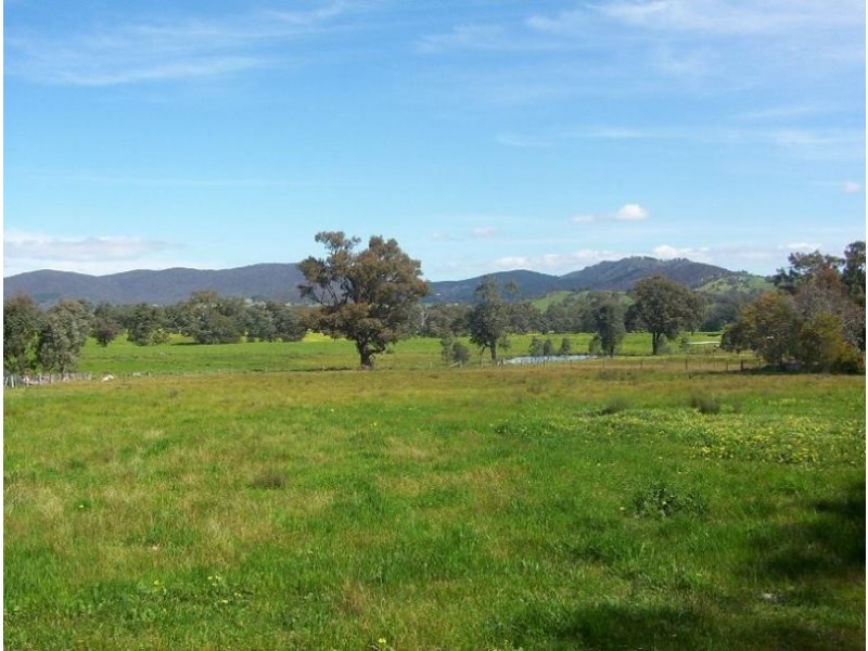 Lot 4/ Tiger Hill Road, Tatong VIC 3673