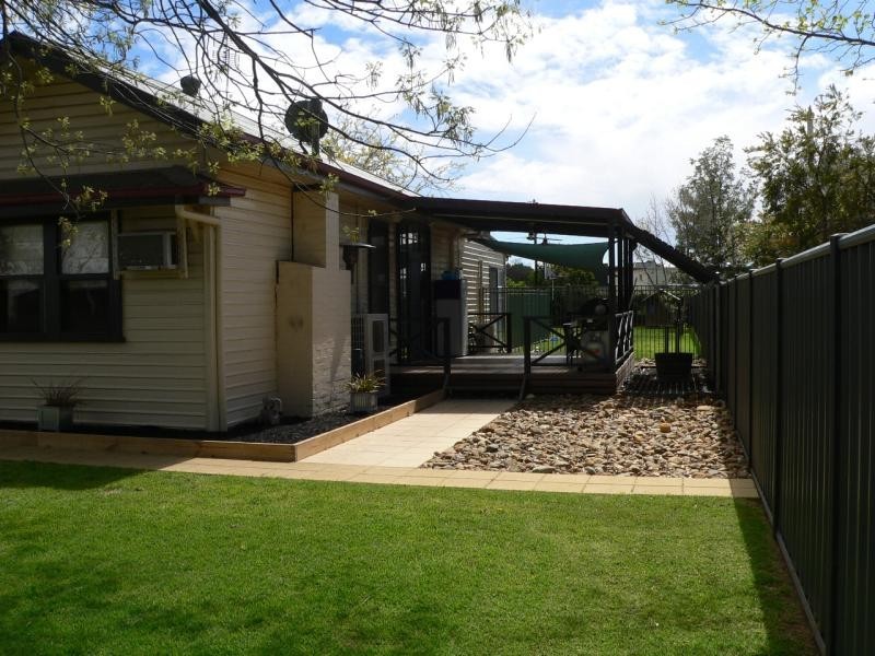 11 Crammond Street, Benalla VIC 3672