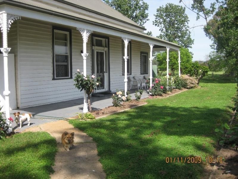 288 Youngers Lane, Greta VIC 3675