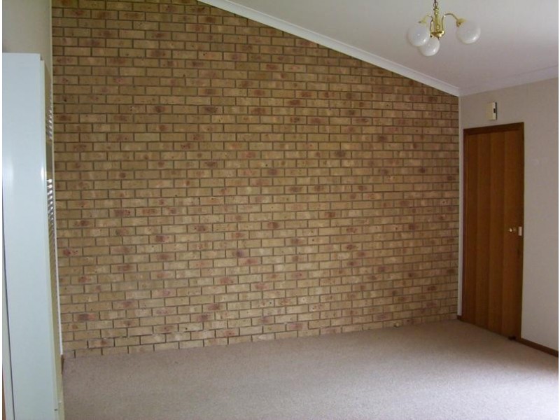 Unit 2/7 Goodenia Drive, Benalla VIC 3672