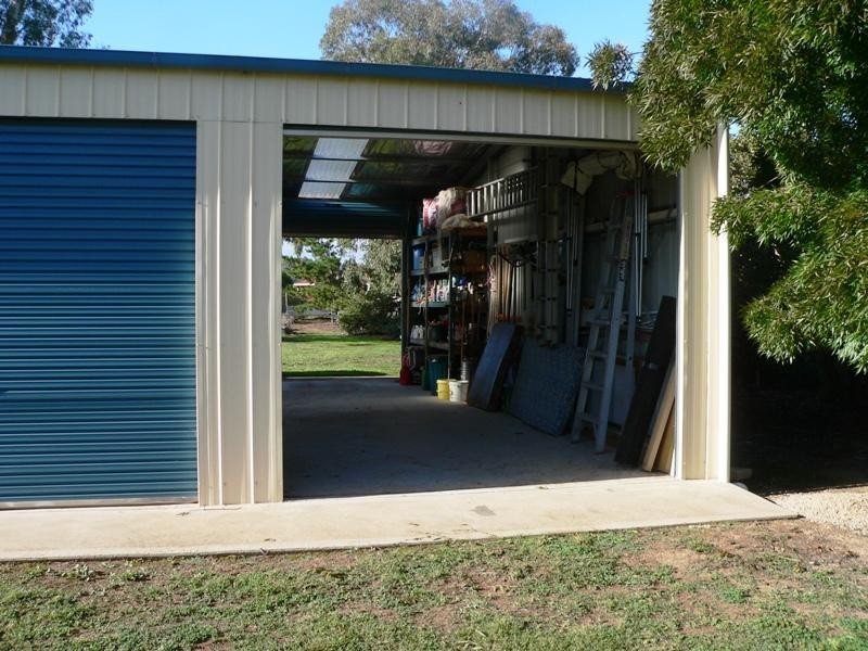 16 Glenfern Court, Benalla VIC 3672