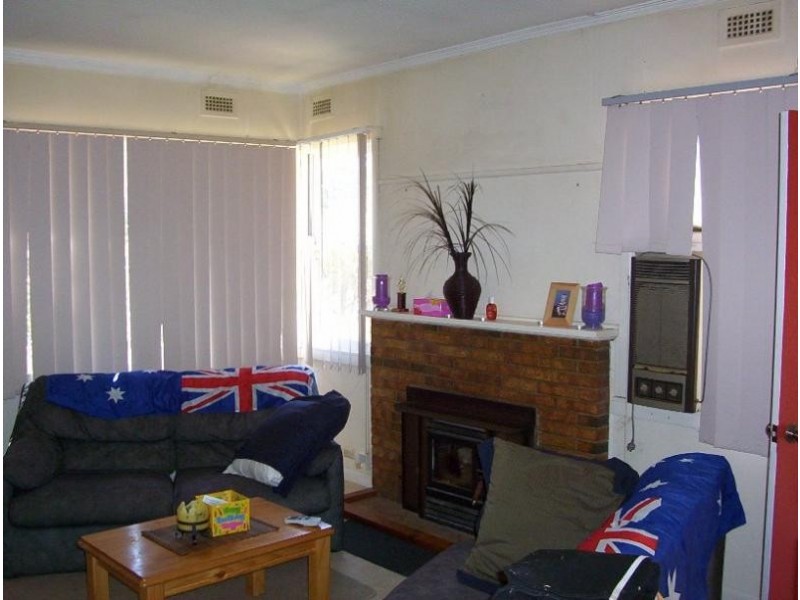 3 TULIP STREET, Violet Town VIC 3669