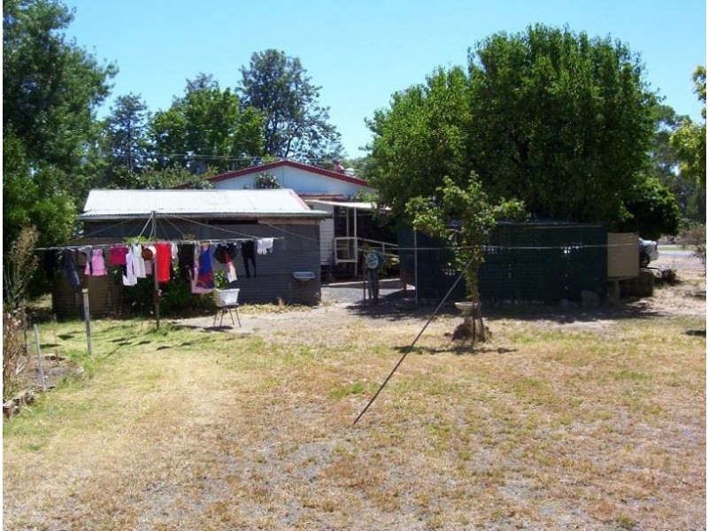 3 TULIP STREET, Violet Town VIC 3669