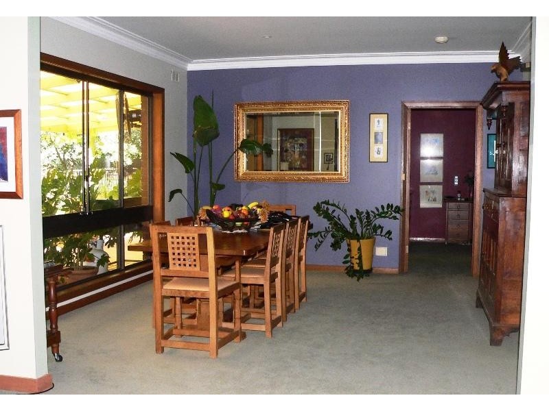 65 Grant Drive, Benalla VIC 3672