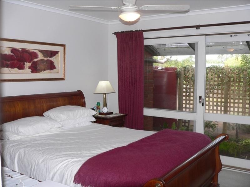 10 Noarana Drive, Benalla VIC 3672