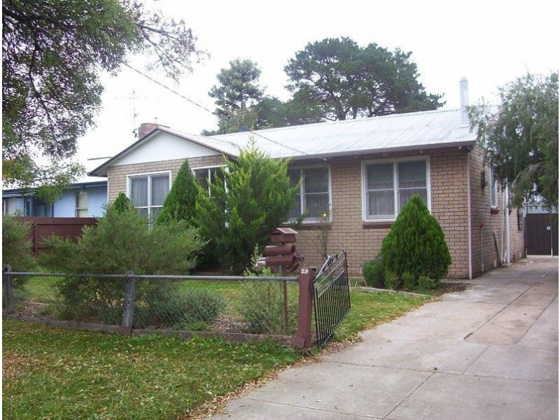 29 Meadows Ave, Benalla VIC 3672