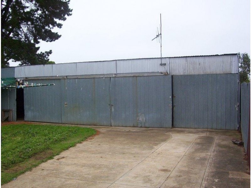 29 Meadows Ave, Benalla VIC 3672