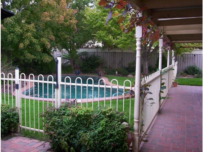 14 Exton Cresent, Benalla VIC 3672