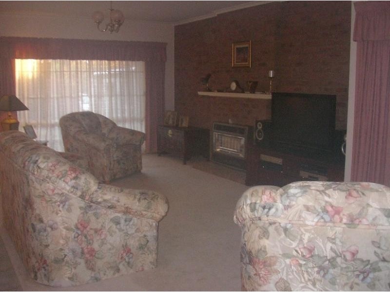 14 Exton Cresent, Benalla VIC 3672