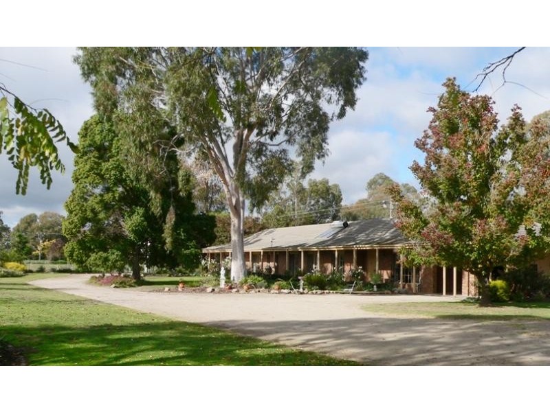 85 WILLIS LITTLE DRIVE, Benalla VIC 3672