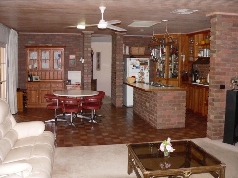 85 WILLIS LITTLE DRIVE, Benalla VIC 3672