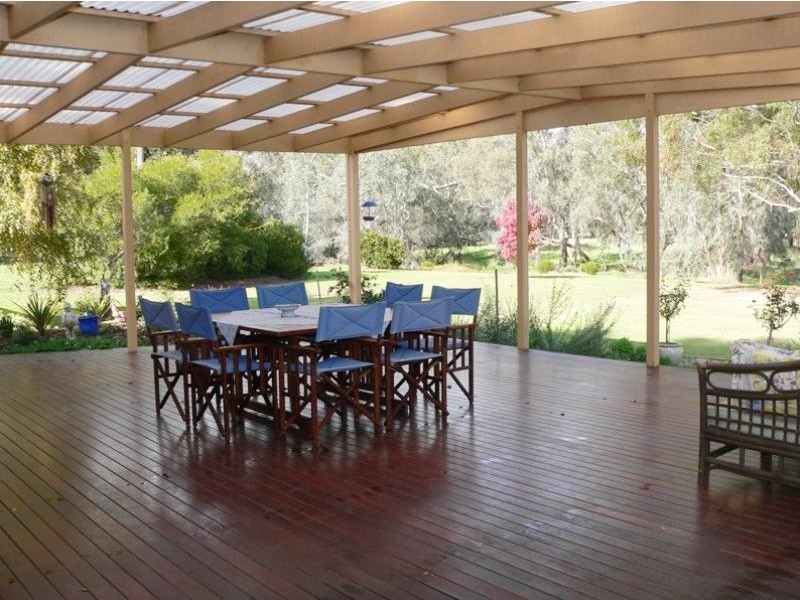 85 WILLIS LITTLE DRIVE, Benalla VIC 3672