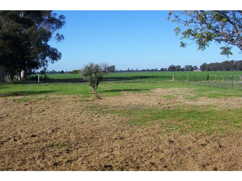 183 Waggarandal Road, Yundool VIC 3727