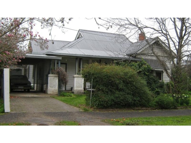 52 Goomalibee Street, Benalla VIC 3672