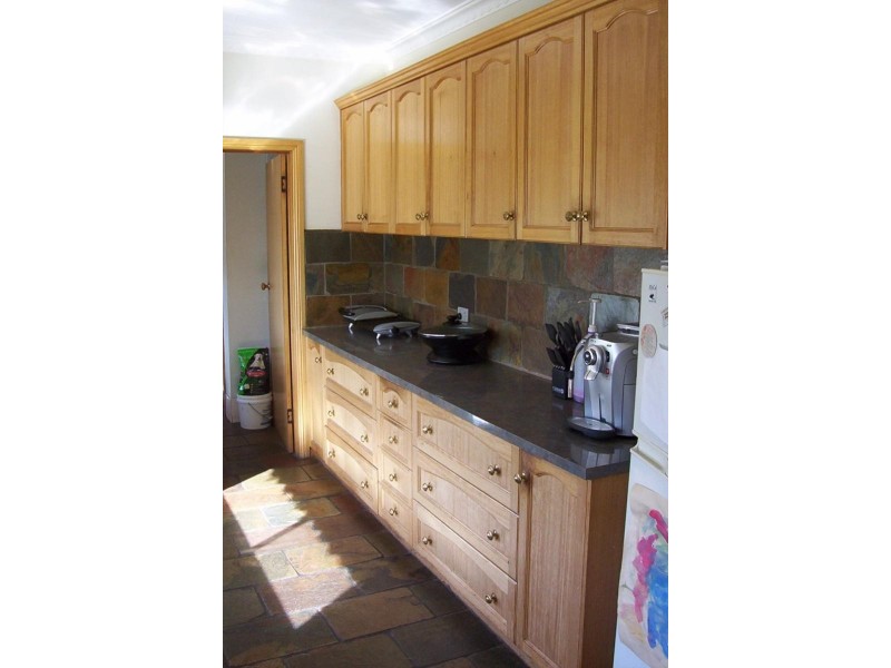 5913 Midland Highway, Benalla VIC 3672