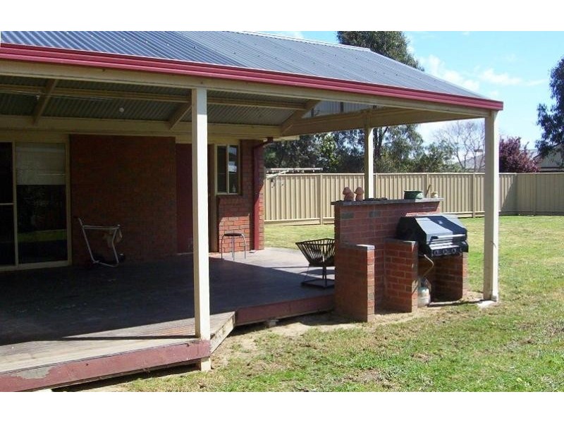 23 River Gum Ave, Benalla VIC 3672