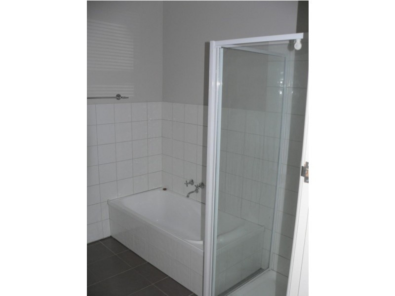 42 Thomas Street, Benalla VIC 3672