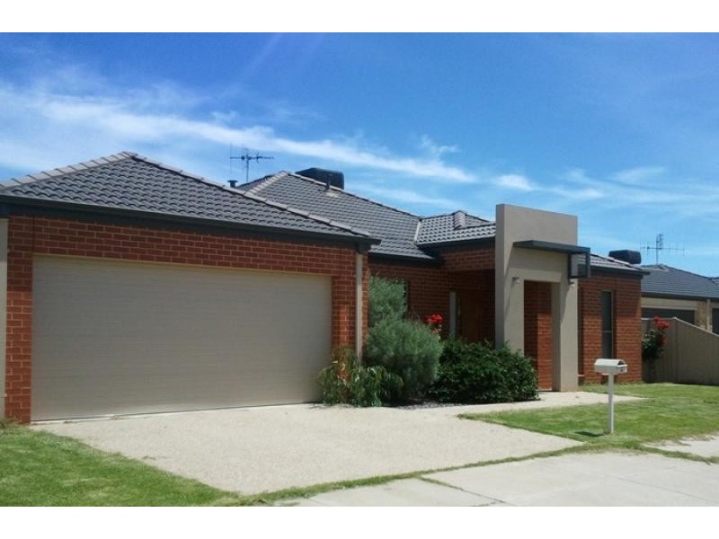 6 Amber Avenue, Benalla VIC 3672