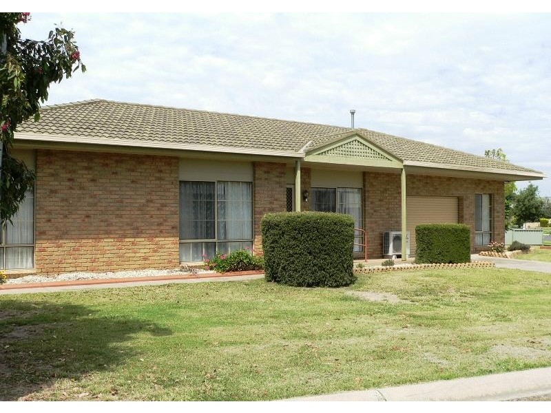 10 Kurrajong Court, Benalla VIC 3672