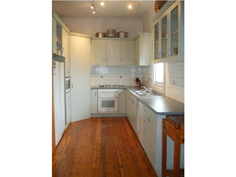 17 CARRIER STREET, Benalla VIC 3672