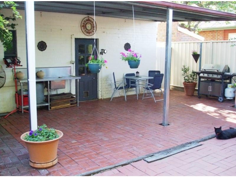 17 CARRIER STREET, Benalla VIC 3672