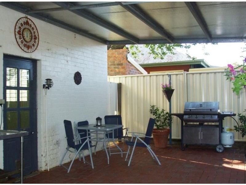 17 CARRIER STREET, Benalla VIC 3672