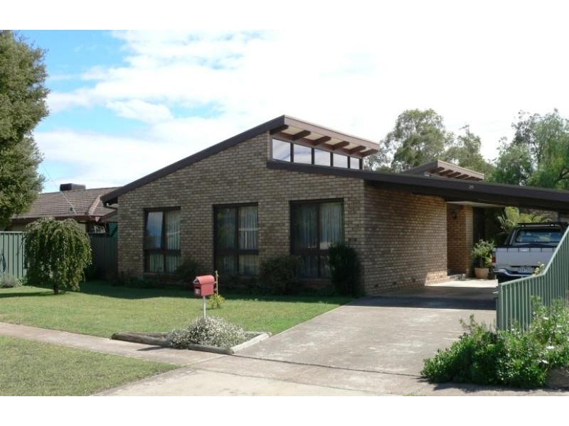 28 Monds Avenue, Benalla VIC 3672