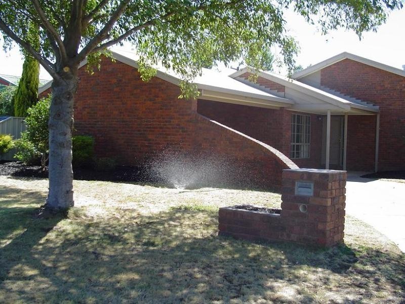 60 Lawson Drive Moama, Echuca VIC 3564