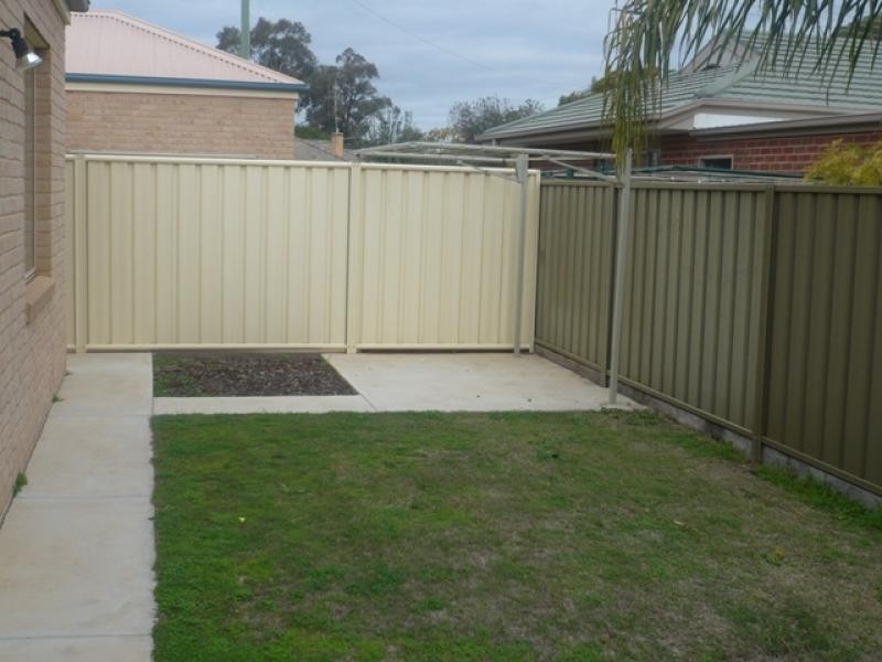 1/55 Hovell Street, Echuca VIC 3564