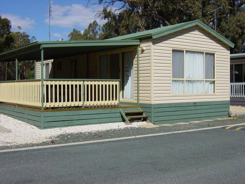 241 YARRABY CARAVAN PARK, Echuca VIC 3564