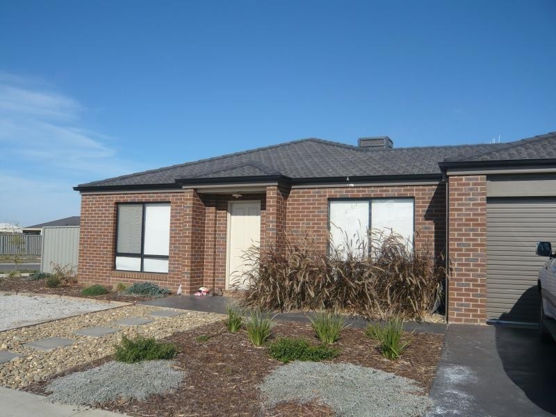 33 Sunset Ave, Echuca VIC 3564