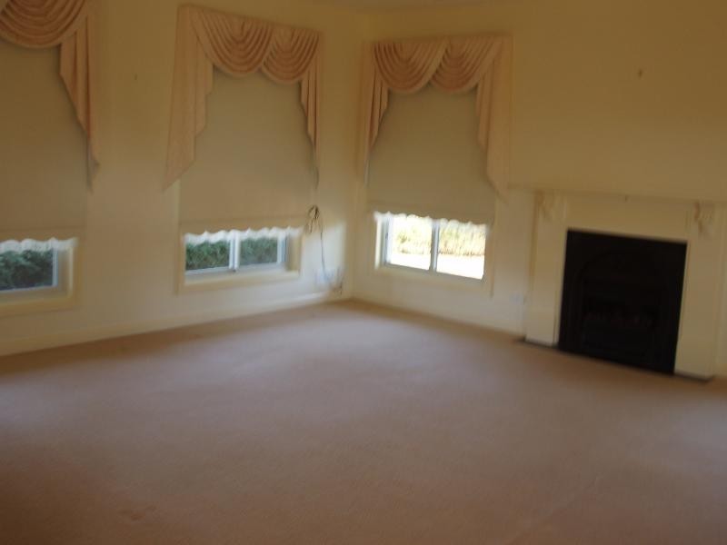 11 Winbi Drive, MOAMA, Echuca VIC 3564