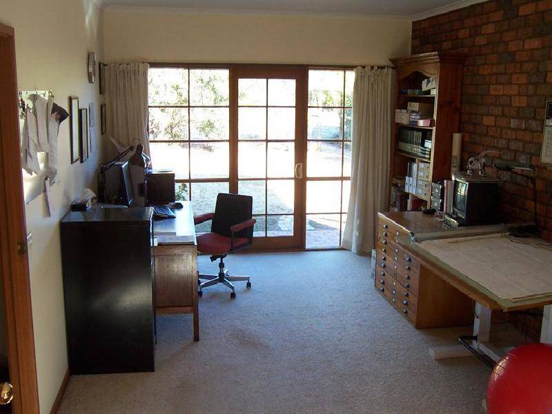 BURNEWANG RANGE, Caldwell NSW 2710