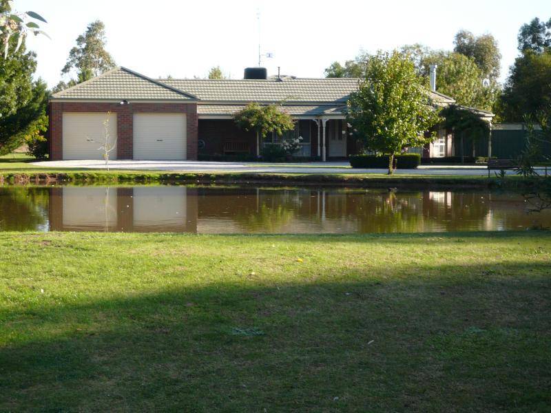 18 KILKERRIN DRIVE, Moama NSW 2731