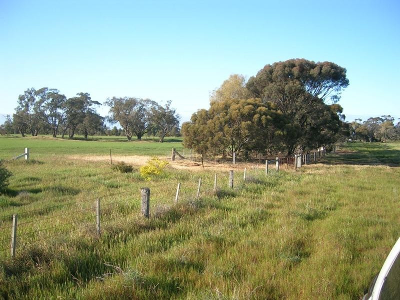 THYRA ROAD, Moama NSW 2731