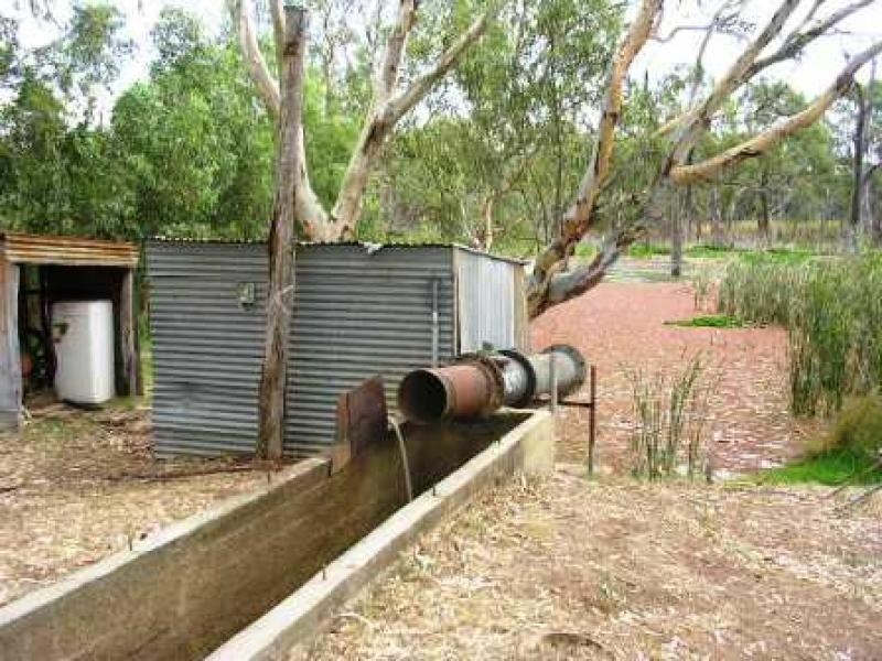 682 ISLAND ROAD, Gunbower VIC 3566