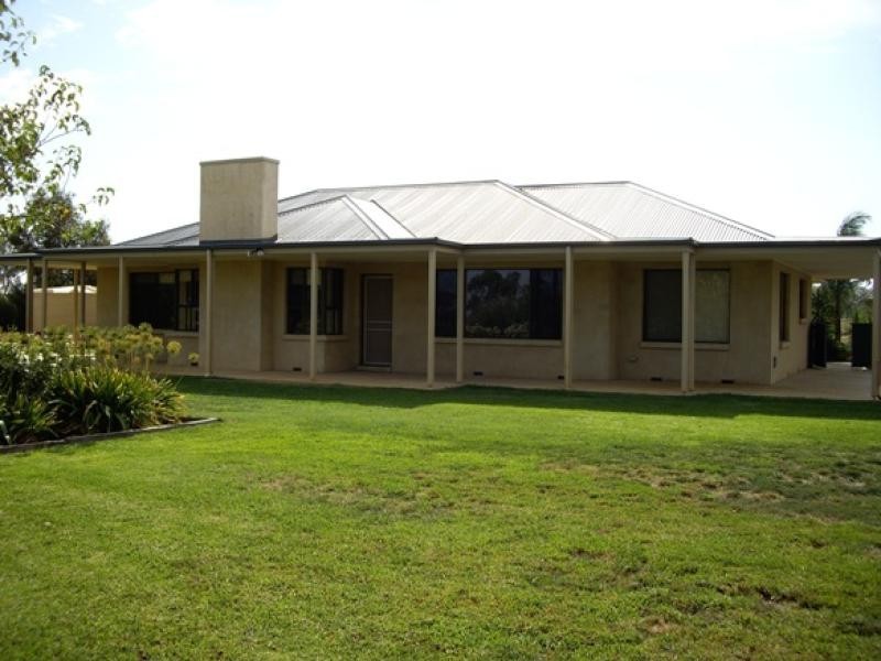 7668 Northern Highway, Echuca VIC 3564